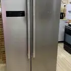 ثلاجة كبيرة