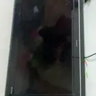 شاشة 32 بوصة وديفيدي جديد