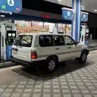 لاند كروزر موديل 2000 gx