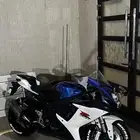 للبيع سوزوكي 750-2011