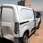 بيجو فان 2024 للبيع