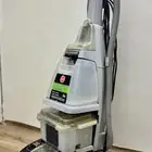 مكنسة كهربائية هوفر