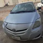 للبيع سيارة ياريس موديل 2007