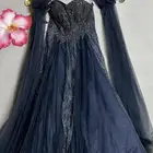 فستان للبيع مقاس M