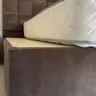 سرير كوين مخمل