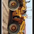 شيول قلابات بوكلين بلدوزر