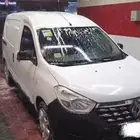رينو دوكر للإيجار الشهري