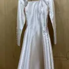 فساتين استخدام مره وحده