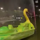 قارب. العدد. ثنين. للبيع