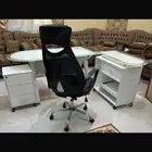 مكتب كامل مع كرسي متحرك