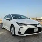 تيوتا كورلا 2021 ابيض لؤلؤي محرك 2.0