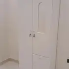 دواليب خشب وحديد