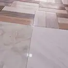 معلم بلاط