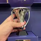 تذكار كأس النخبة الصغير للبيع