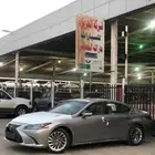 لكزس ES300 BH 2025 هايبرد تيتانيوم _ كحلي