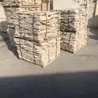 حجر عشوائي أبيض