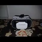 نظارة الواقع الافتراضي مستعمله استعمال خفيف