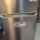 ثلاجة للبيع