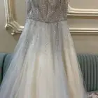 الخرج فستان ينفع زواج او شبكه او ملكه