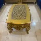 طقم طاولات ذهبي