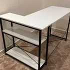 طاوله مكتب نظيفه