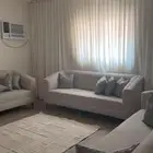 كنب للبيع استخدام قليل