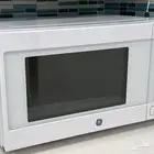 ميكرويف جنرال أبيض