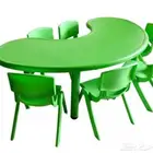 كراسي وطاولات ورفوف روضه