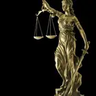 محاميه وموثقة مرخصة