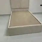 تفصيل غرف نوم وتركيب ديكورات خشبية والتنجيد