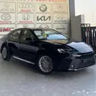 كامري LE 2025 فتحه لون اسود السعر (( 122 الف))