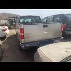 فورد f150 موديل 2004 يوجد لديه بعض القطع