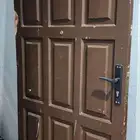 باب خشب مع الحلق والكيلون