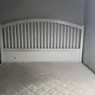 سرير وتسريحه