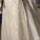 فستان زفاف للبيع