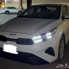 للبيع كيا سيراتو 2023 مكينة 2000 ماشية 7000