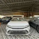 تويوتا كامري LE هايبرد 2025 اصفار