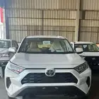 تويوتا راف فور LE دفع امامي بنزين 2025