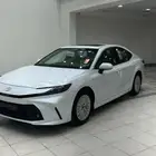 كامري اي بلس فتحة سقف ابيض 2025