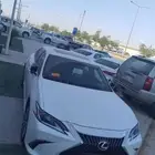 لكزس اي اس 250