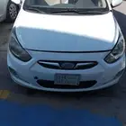 للبيع سيارة هيونداي اكسنت موديل 2011