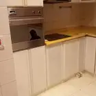 مطبخ مع الأجهزة