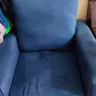 (4قطع كنب ازرق و2قطع كنب وردي ب300)