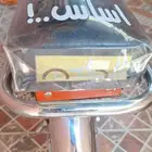 مقعدة ختم اصفر