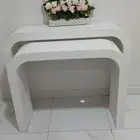 طاولات التقديم ب 200ريال واستاند الورد ب 150