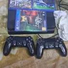 بلايستيشن 4 نظيف جدا مع فيفا وقراند 5 وجهازين