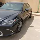 للبيع لكزس 2020 ES250 السعر 77