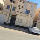 للايجار شقه 3غرف وصاله راكب مطبخ وتكيفات حي الرمال