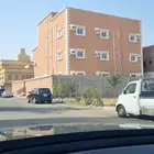 عمارة 3 شقق للبيع قريبه من الخط السريع الحمدانية جدة