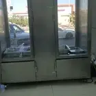 ثلاجة عرض كبيرة